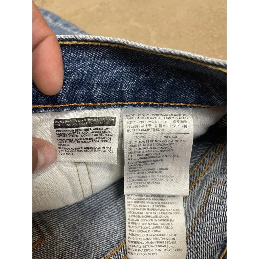 Levis 550 Jeans Mens 36x29‎ Medium Wash Blue Relaxed Tapered Zip Fly Denim